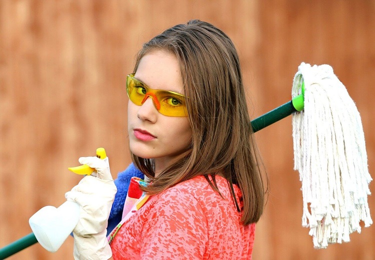 Top 10 House Cleaning Hacks for The Problem Areas